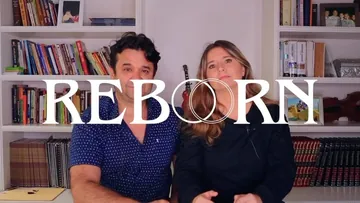 Anuncio de REBORN CAMP 2023 con el logotipo del campamento.